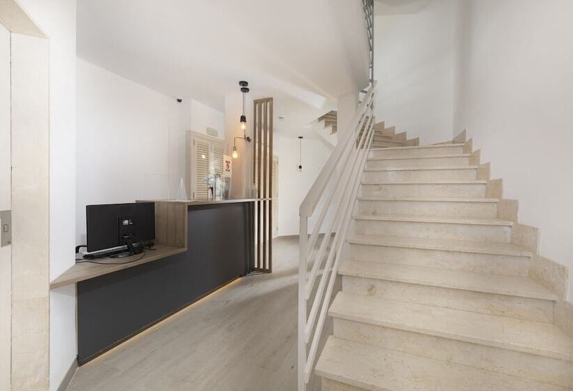 Sand Beach Apartments