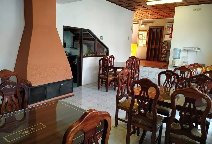 Aleidas Hostal