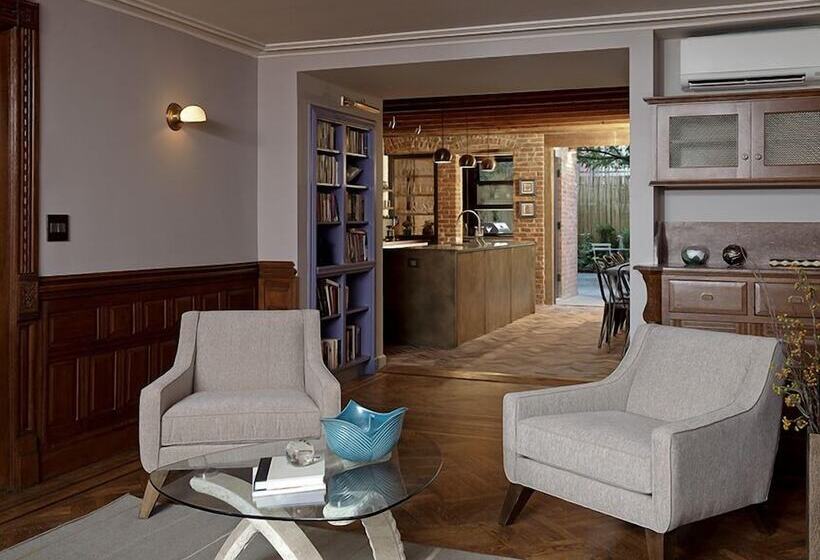 Arlington Place Bed & Breakfast