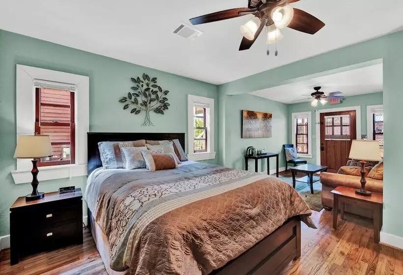 Aamiaismajoitus (B&B) Silver Sycamore