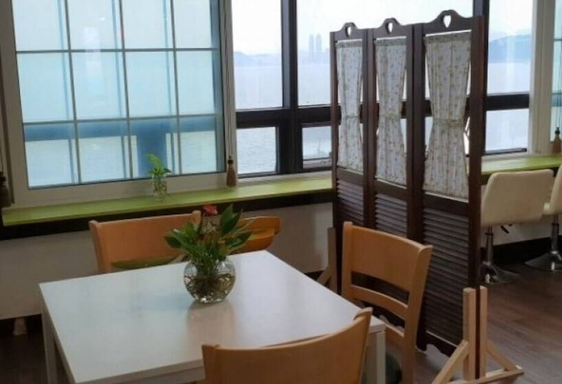 Busan Haeundae Podo Pension