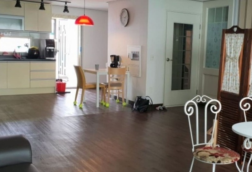 Busan Haeundae Podo Pension