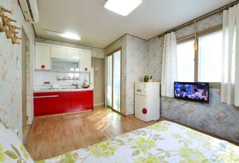 Daebudo Simille Pension