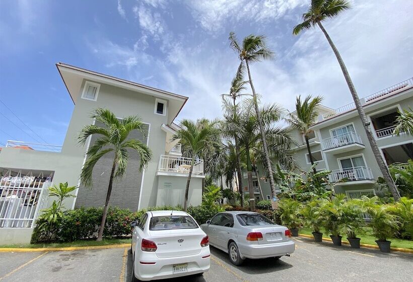 هتل Aventura Deluxe Suites Rooftop Pool