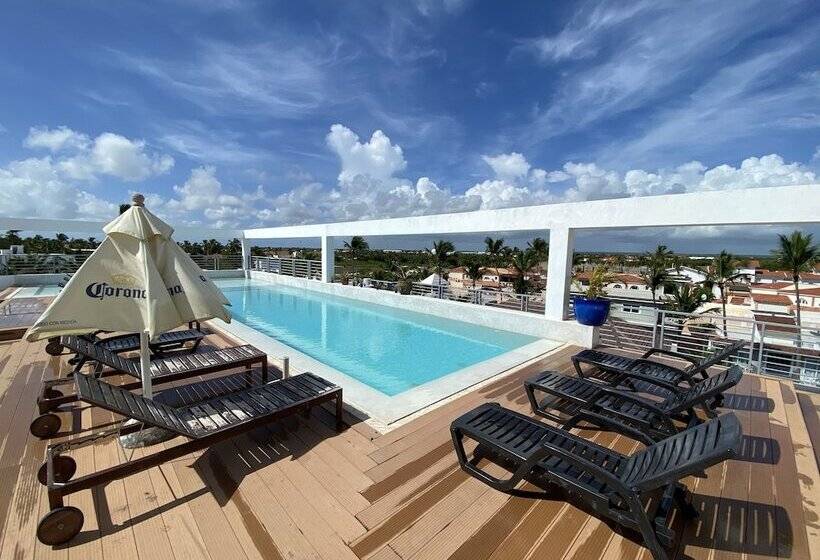 هتل Aventura Deluxe Suites Rooftop Pool
