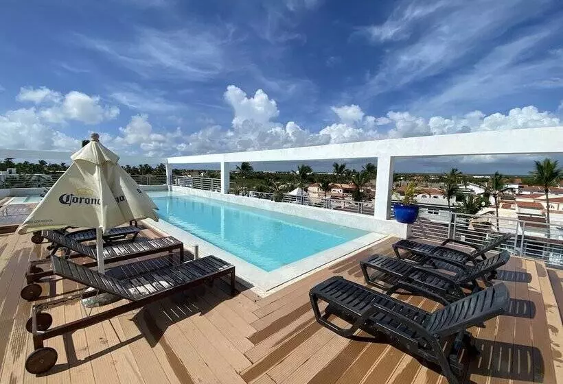 هتل Aventura Deluxe Suites Rooftop Pool