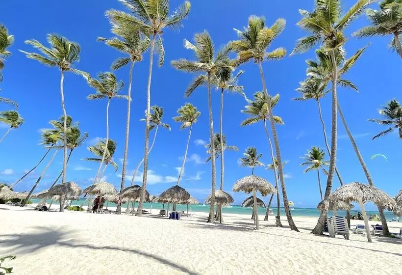 هتل Aventura Deluxe Suites Rooftop Pool