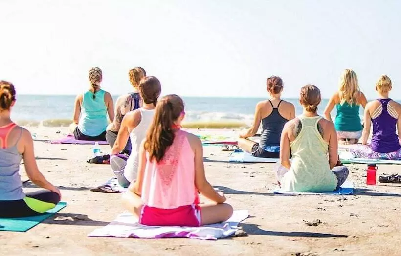 هتل Aventura Deluxe Suites Rooftop Pool