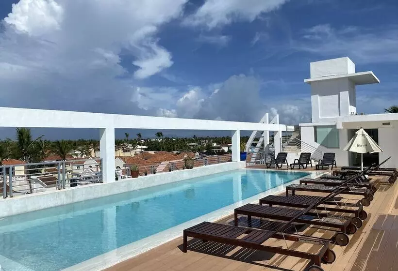 هتل Aventura Deluxe Suites Rooftop Pool