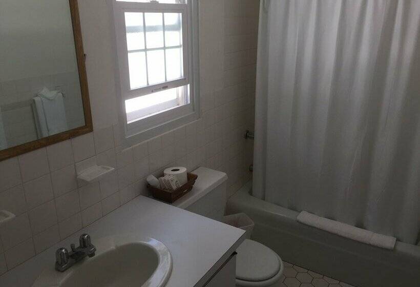 هتل Paraquet Apartments