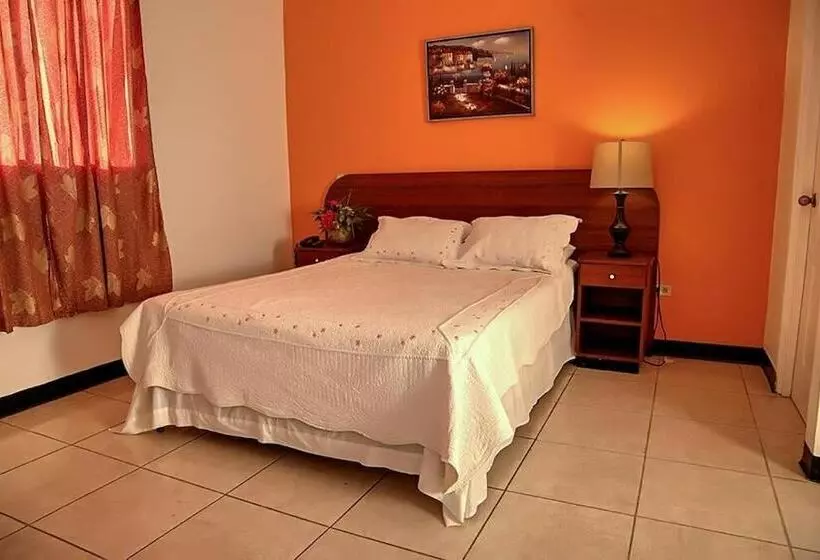 هتل Plaza Guanacaste