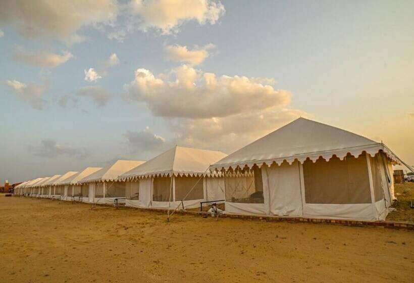 בית מלון כפרי The Captain Desert Camp