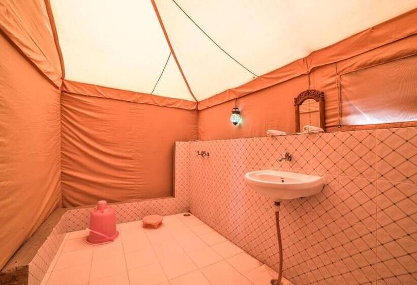 בית מלון כפרי The Captain Desert Camp