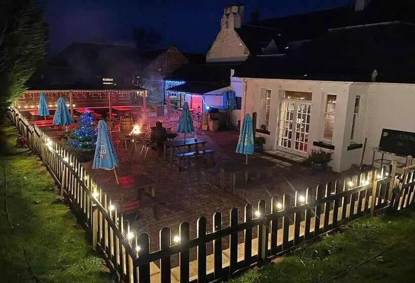 Hotelli The Castle Inn