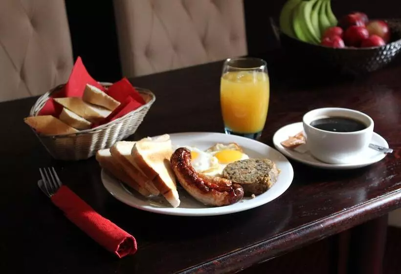 Hotelli The Castle Inn