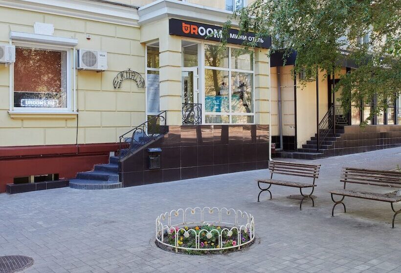 هتل Uroom Mini