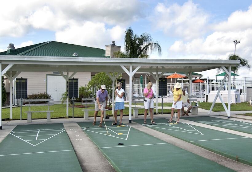 Majestic Oaks Rv Resort