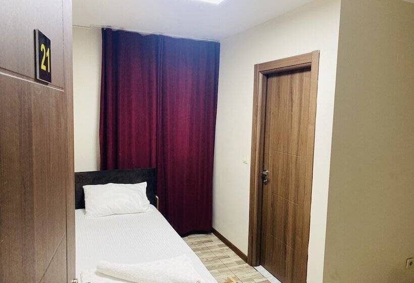 هتل Metatron Suit