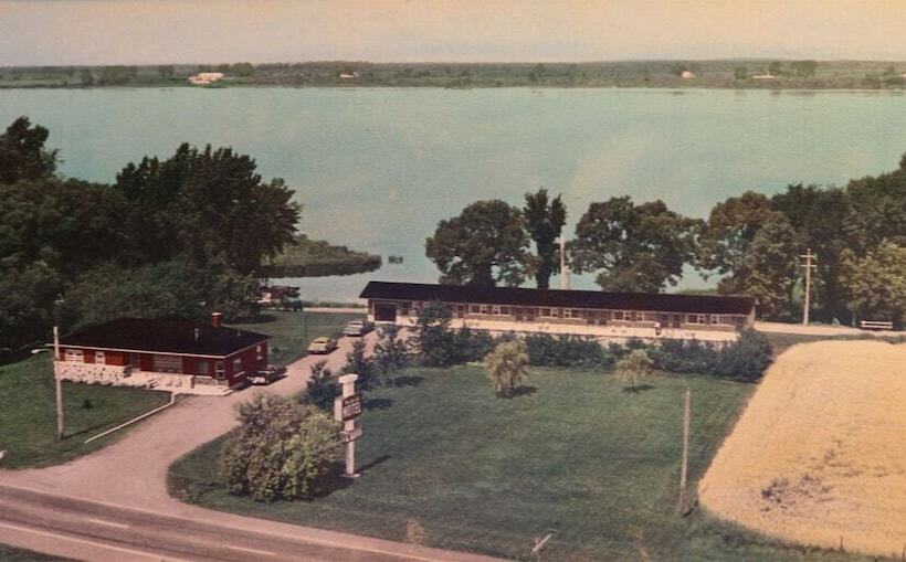 Motel Au Bord Du Lac