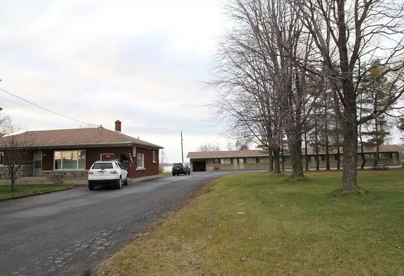 Motel Au Bord Du Lac