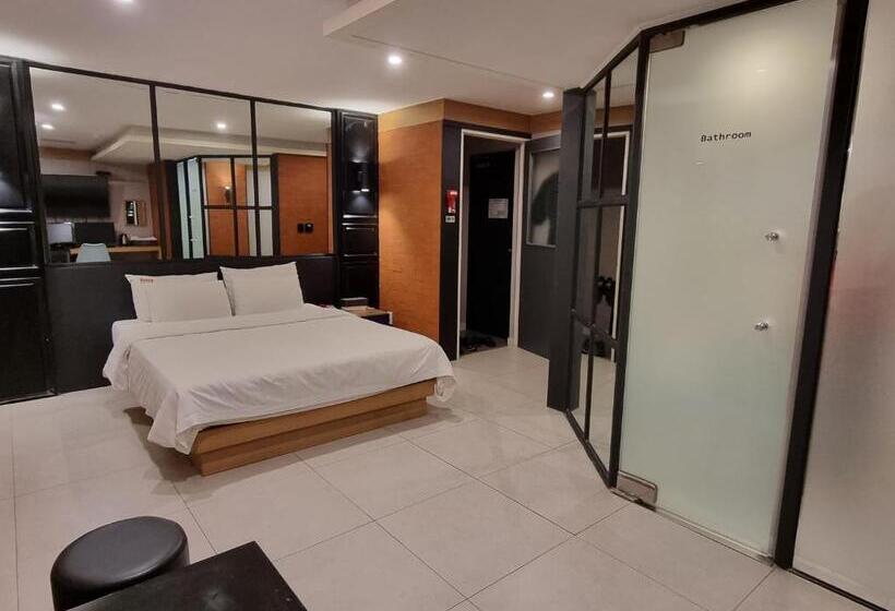 モーテル Jamsil Funny