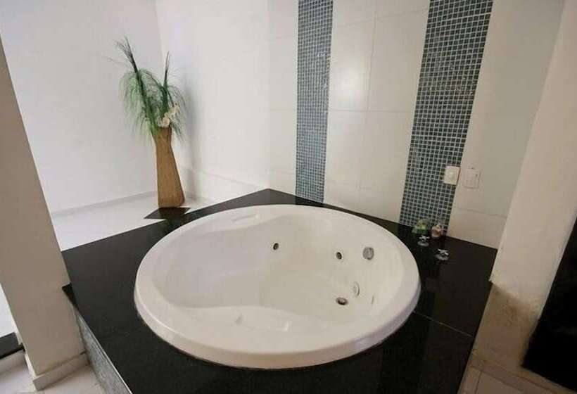 Motel Xanadú Adults Only