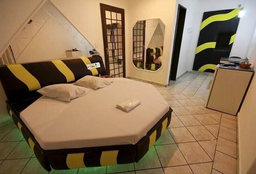 Motel Xanadú Adults Only