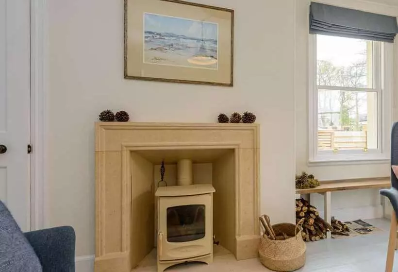 Residenssi Marine House   4 Bedrooms