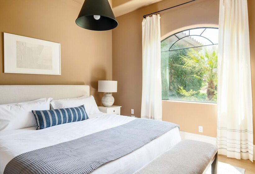 Villa Verbena By Avantstay Expansive Estate W/ B Ball Court, Pool/spa & Entertainer S Yard