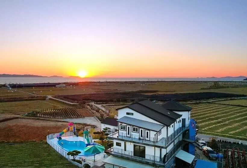 Ganghwa Hanabi Pension