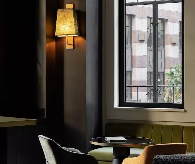 هتل Capella Sydney