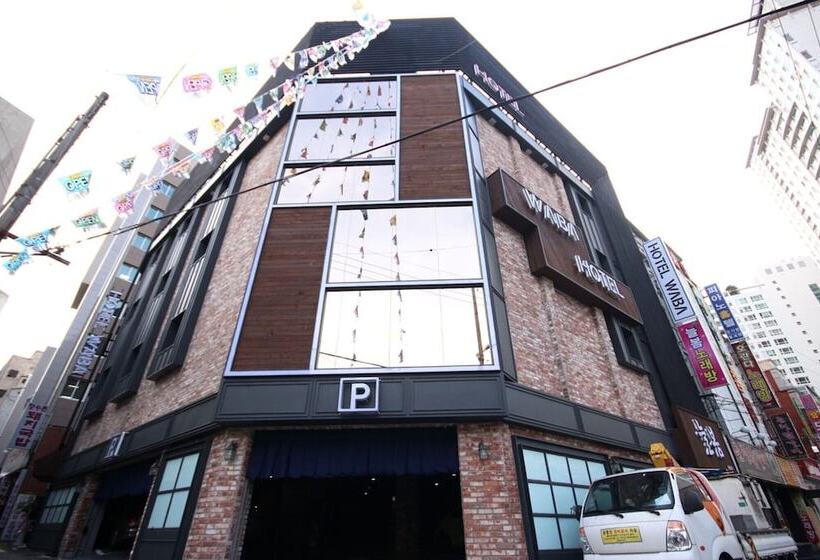 مُتل Busan Yeonsandong Waba