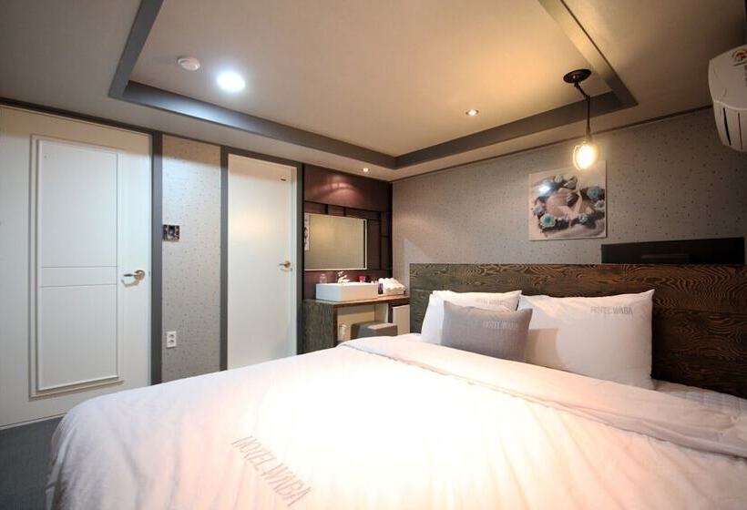 مُتل Busan Yeonsandong Waba