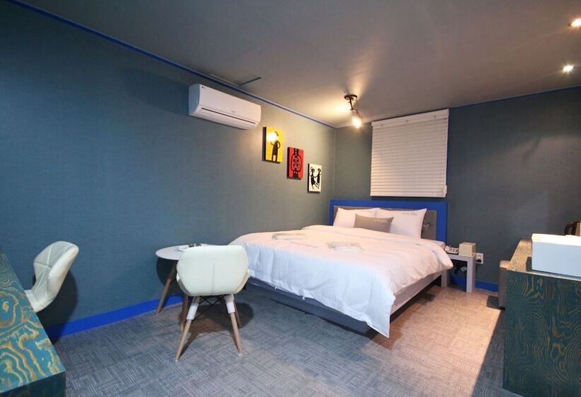 مُتل Busan Yeonsandong Waba