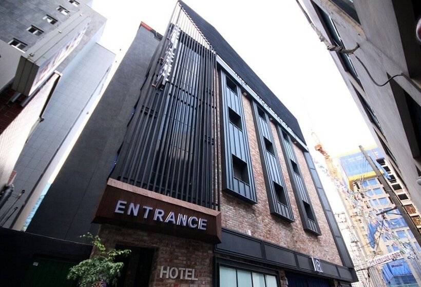 مُتل Busan Yeonsandong Waba