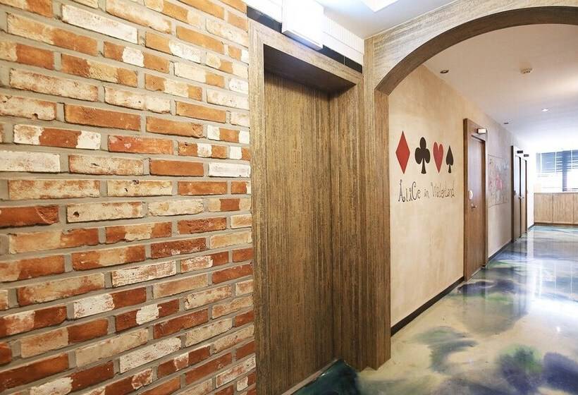 모텔 Daejeon Seonhwa Alice