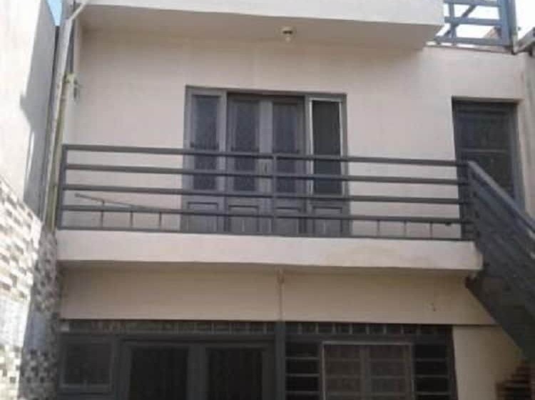 פנסיון Hostel Central Jandira