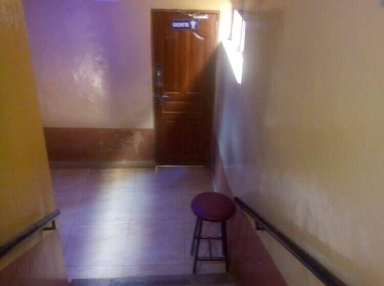 پانسیون Kikuyu Guest House