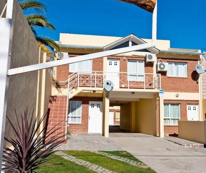 Hotel Complejo La Lucila