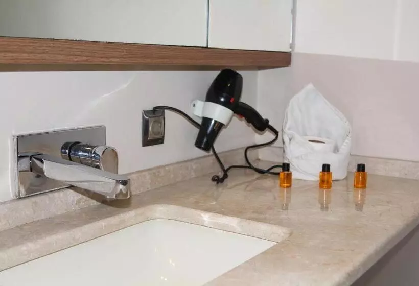 ホテル Eli̇t Sui̇t