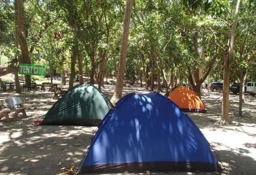 酒店 Submarine Garden Beach Resort