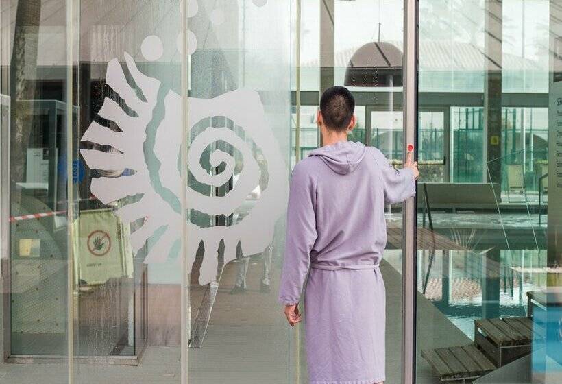 هتل Estival Park Silmar