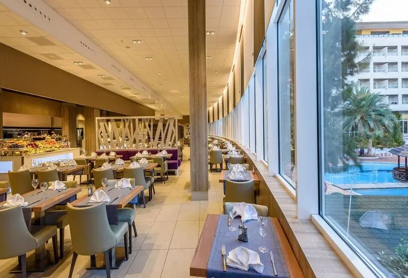 Отель Estival Park Silmar