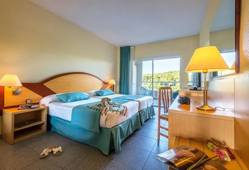 Отель Estival Park Silmar