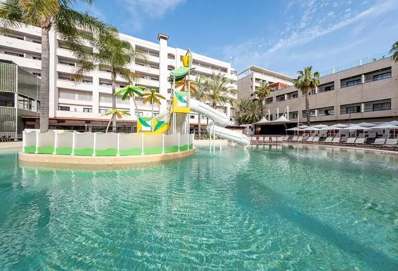 ホテル Estival Park Marena