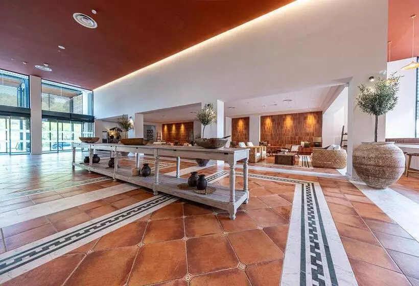 ホテル Estival Park Marena