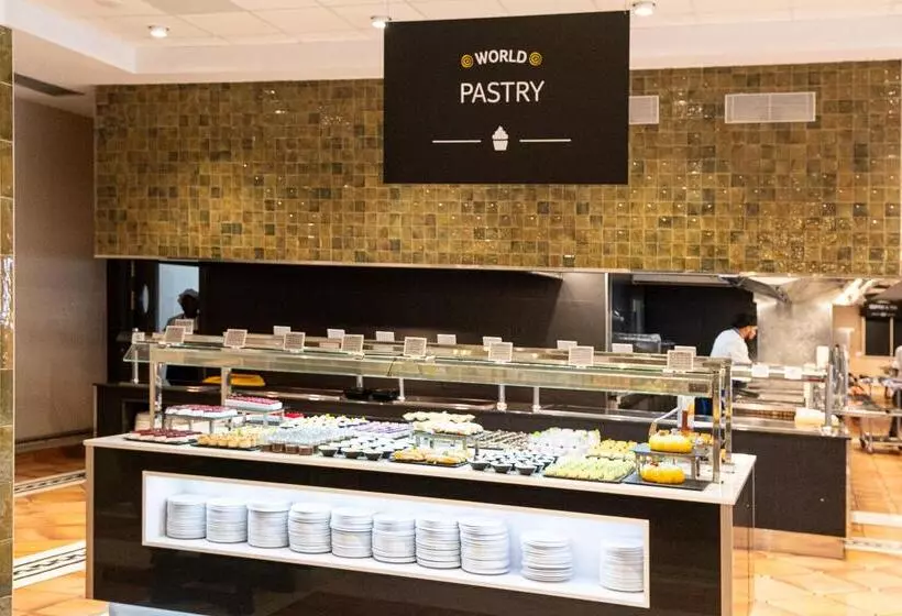 ホテル Estival Park Marena