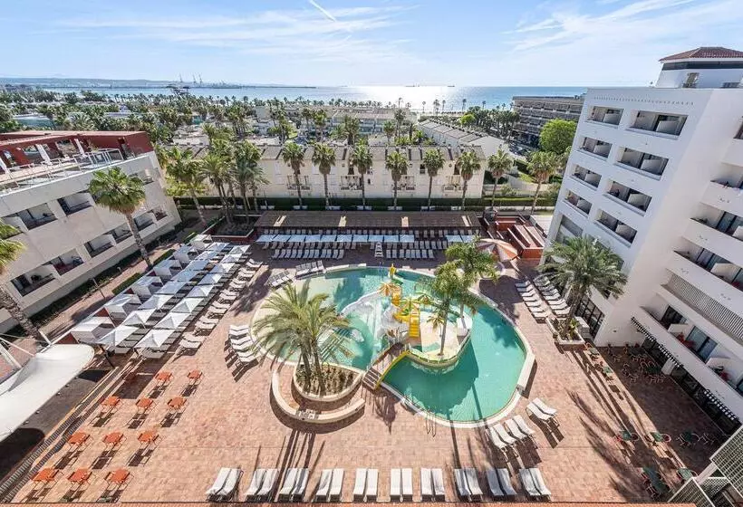 ホテル Estival Park Marena