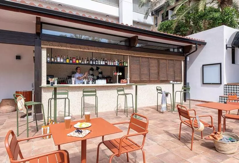 ホテル Estival Park Marena