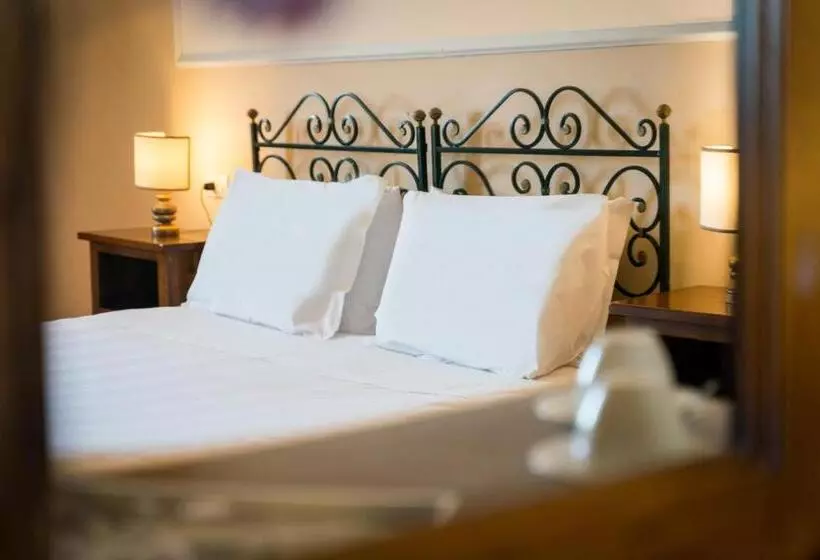 Nocleg ze śniadaniem Certosa Di Pontignano Residenza D'epoca